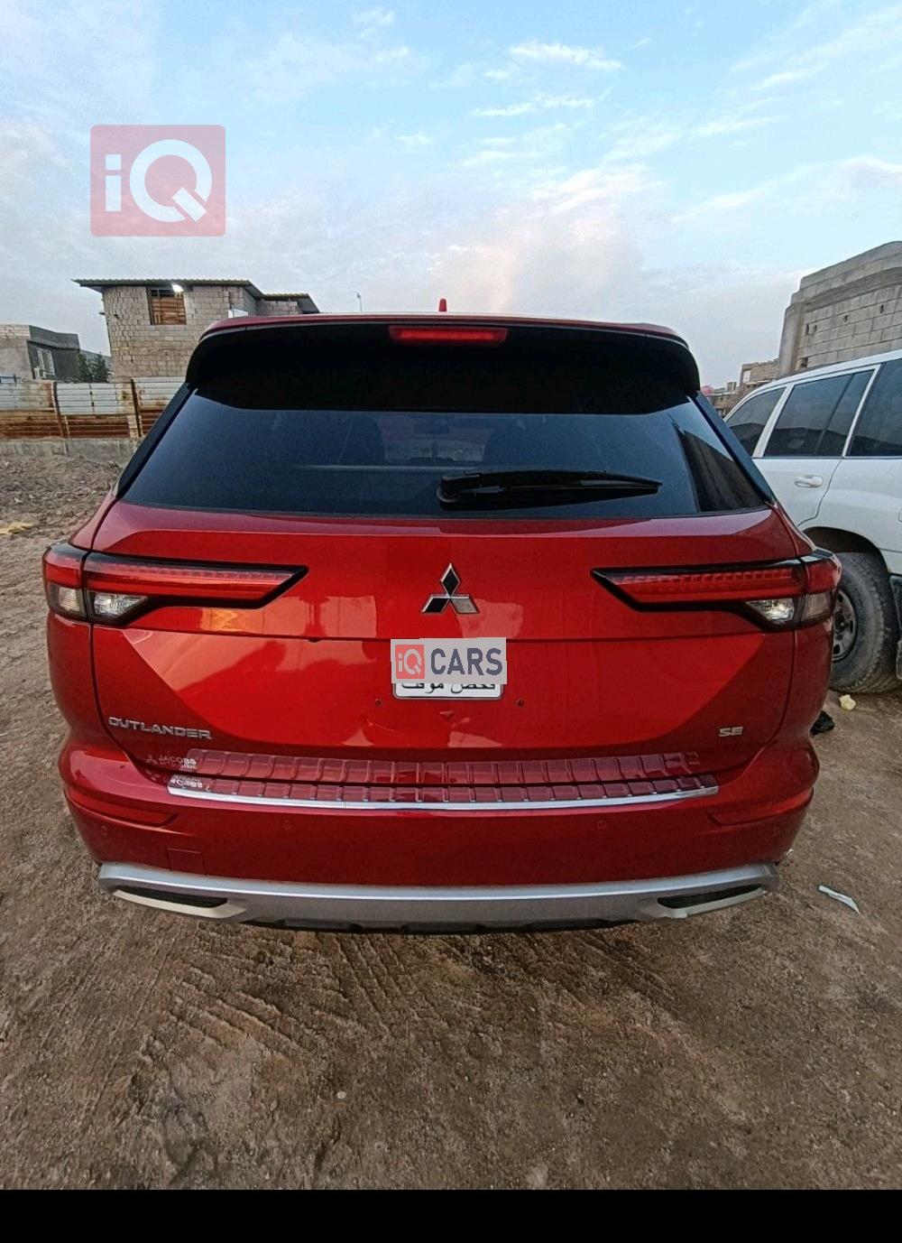 ميتسوبيشي اوتلاندر